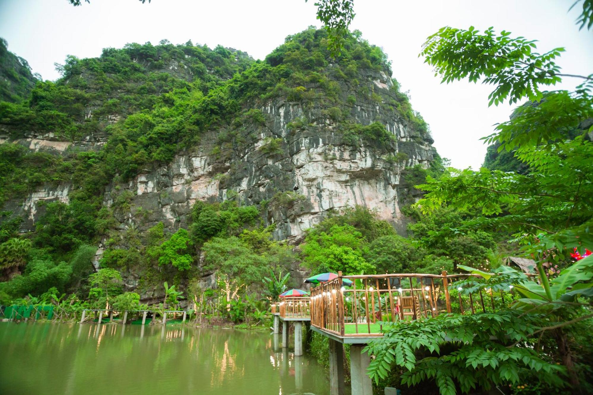 Hoang Minh Mountainside Деревянный коттедж *