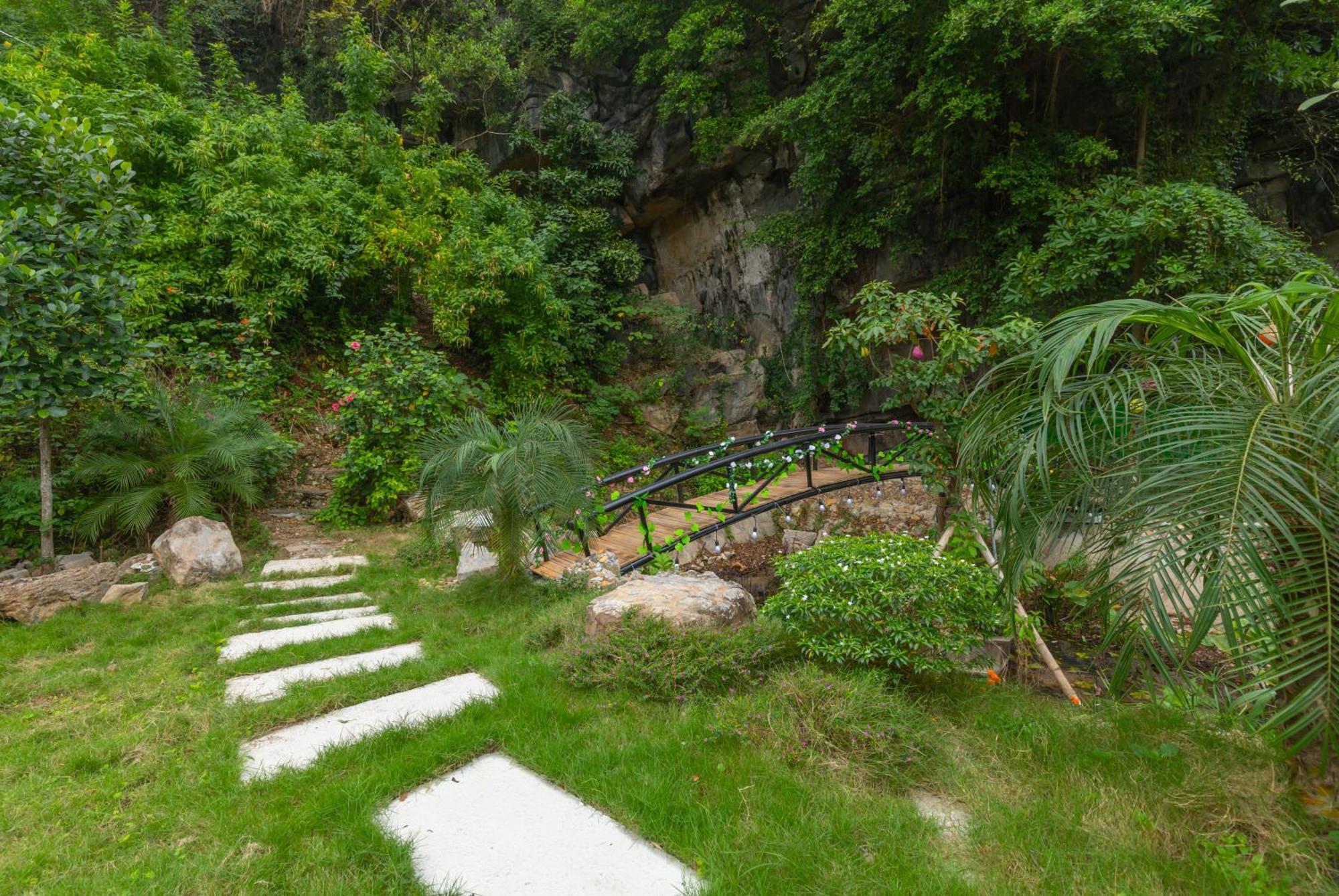 Деревянный коттедж Hoang Minh Mountainside
