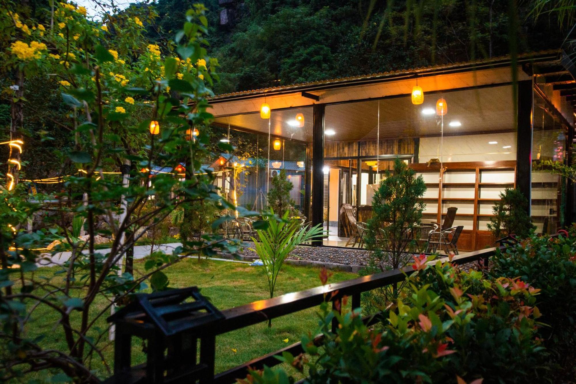 Hoang Minh Mountainside Деревянный коттедж *