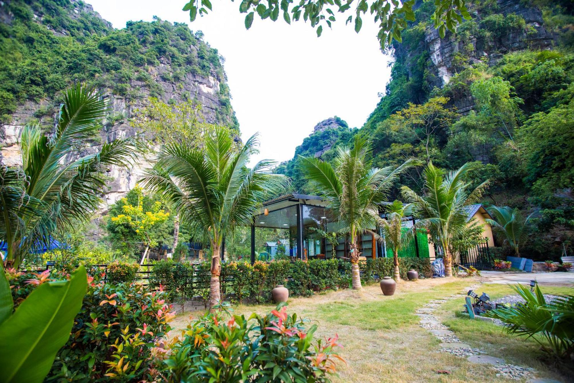 Hoang Minh Mountainside *