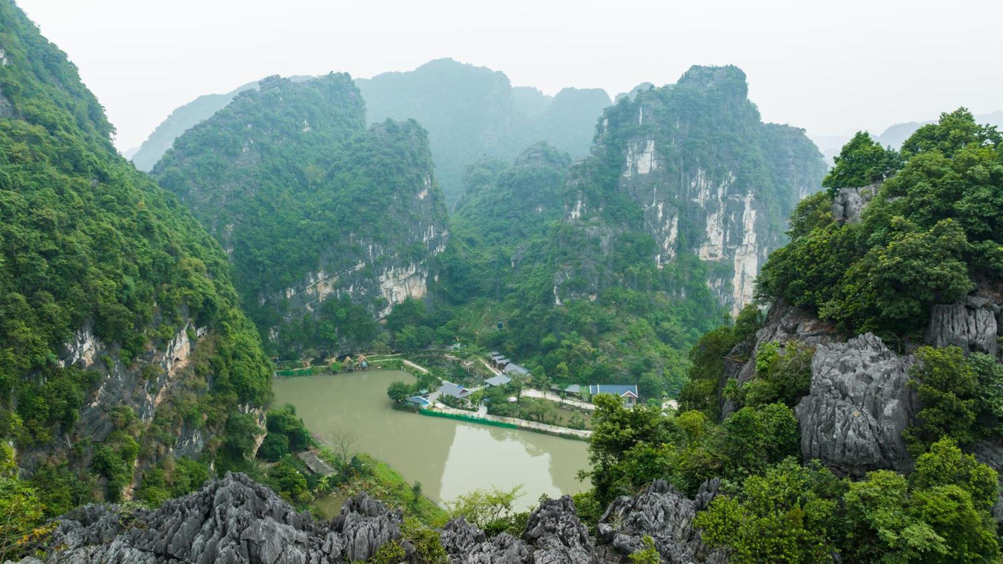 Деревянный коттедж Hoang Minh Mountainside Ниньбинь